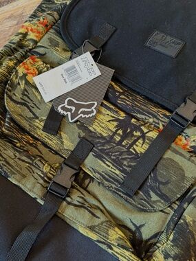 NWT Fox Racing - Excursion Rucksack - One Size - Tropical Camo/Black